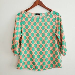 3/$25 Light weight polyester size small top